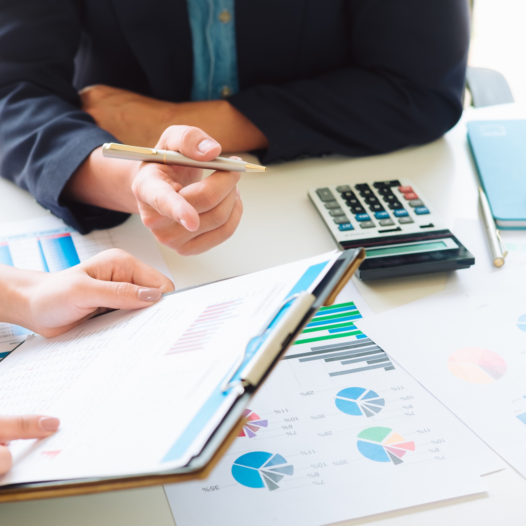 Financia Financia